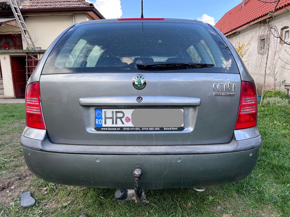 Skoda Octavia 1.8 Turbo – Caroserie complet renovată, stare excelentă.