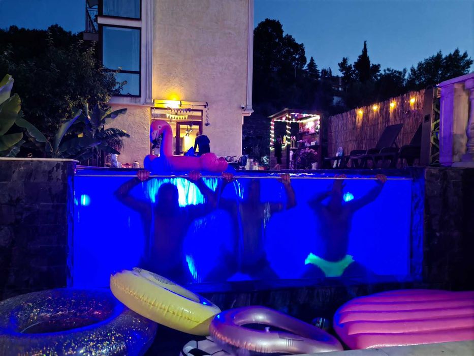 Вила за гости Синьо Лято