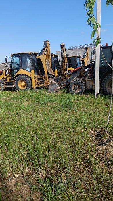 Экскаватор погрузчик 3/1