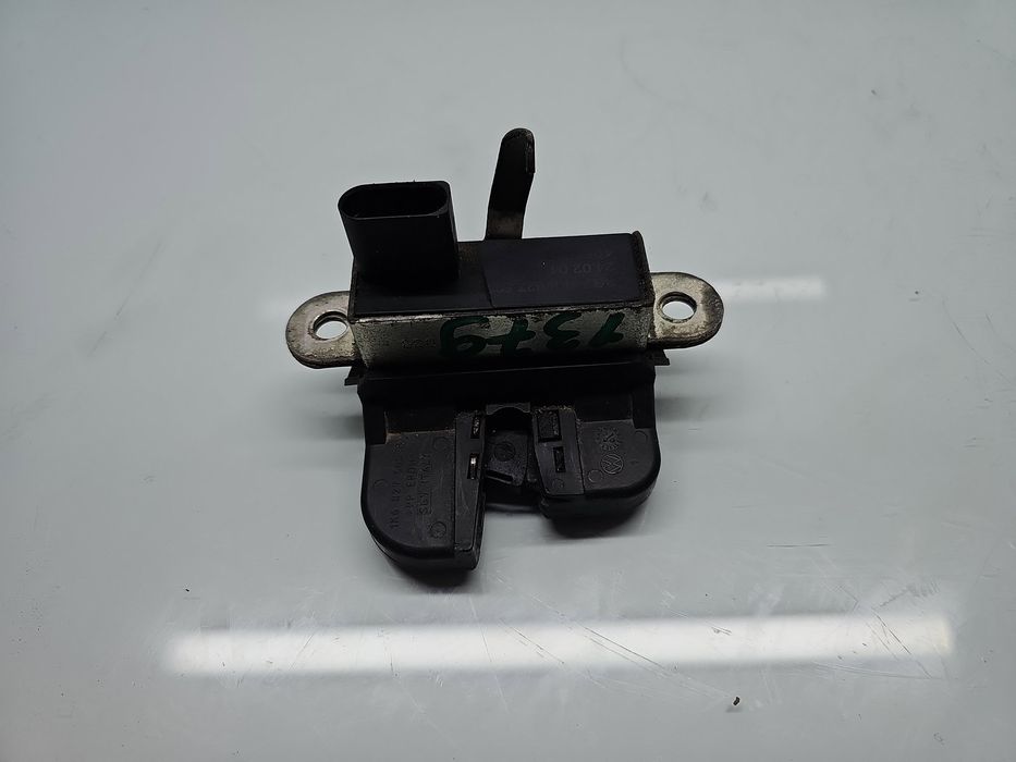 Broasca haion Volkswagen Golf 5 (1K1) [Fabr 2004-2008] 1K6827505B