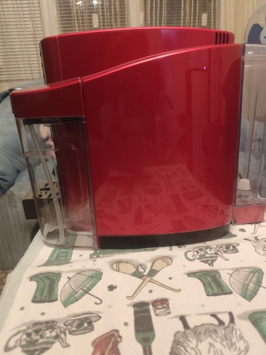 Кафемашина с капсули Tchibo Saeco Caffisimo