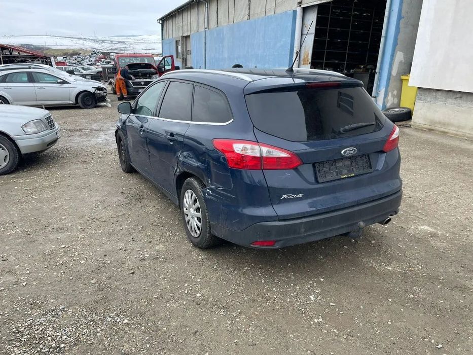 Dezmembrez piese Ford Focus 3