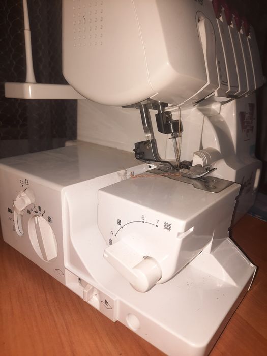 Оверлок Brother Losk 355 D