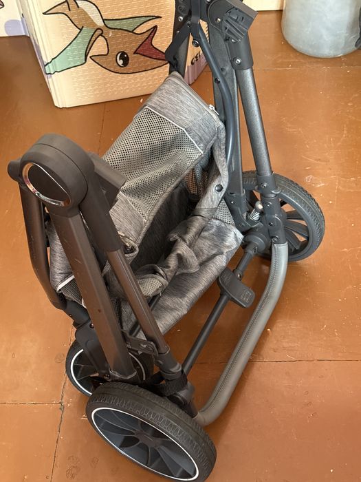 Детская коляска.