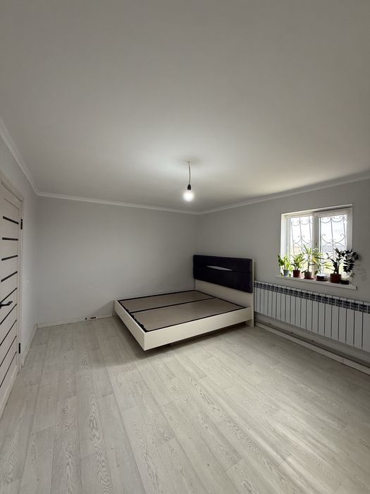 Үй сатылады. Мкр Көктем.