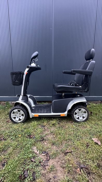 Carucior electric scuter tricicleta scaun carut scuter dizabilitati