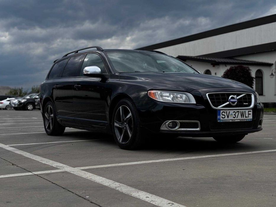 VOLVO V70 2.0d R-Design 2010