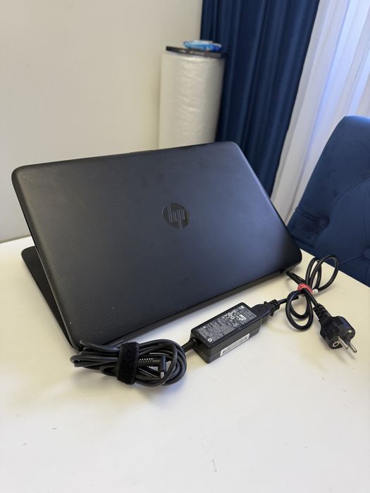 Laptop HP 250 G6 Intel i3-6006U 2.00 GHz, Skylake, 15 6, 4GB, 500GB Excelent