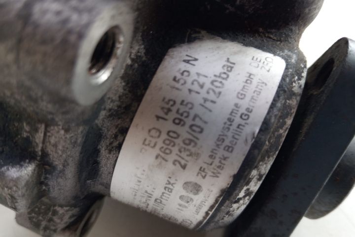 Pompa servo directie 8E0145155H Audi A4 B7