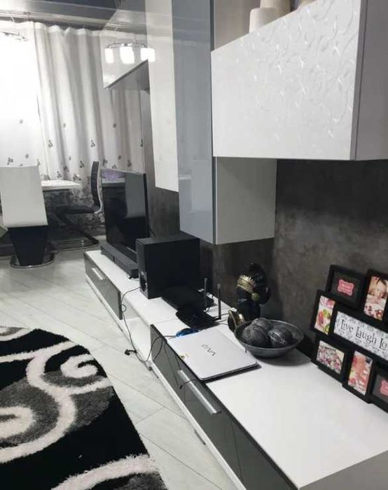 Дава се под наем Двустаен апартамент в Пловдив, Център - 44 кв.м за 188.7 € - Снимка #2