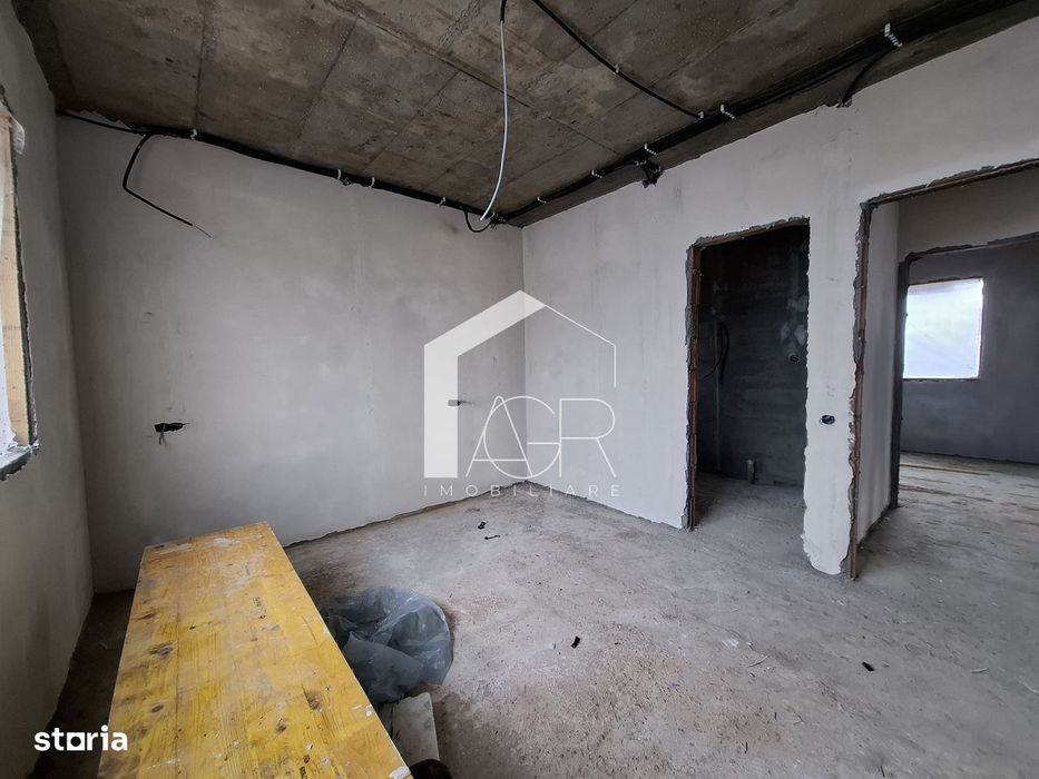 Casa cu 4 camere, parter, Paulesti