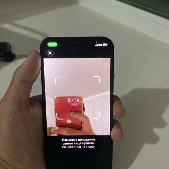 Iphone 12 в хорошем состоянии