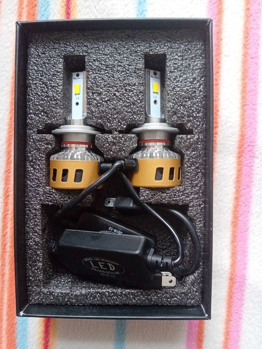 Leduri  noi cu 3 culori