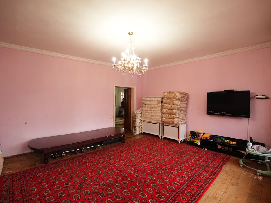 Продается дом!Срочно в хорошом районе