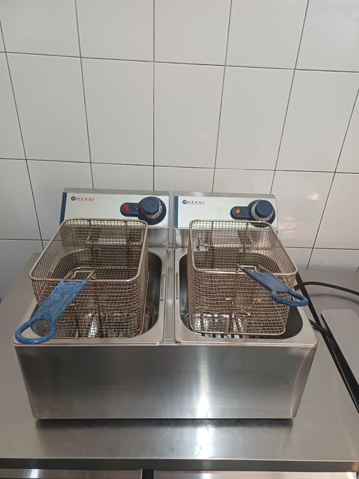 Vand friteuza electrica