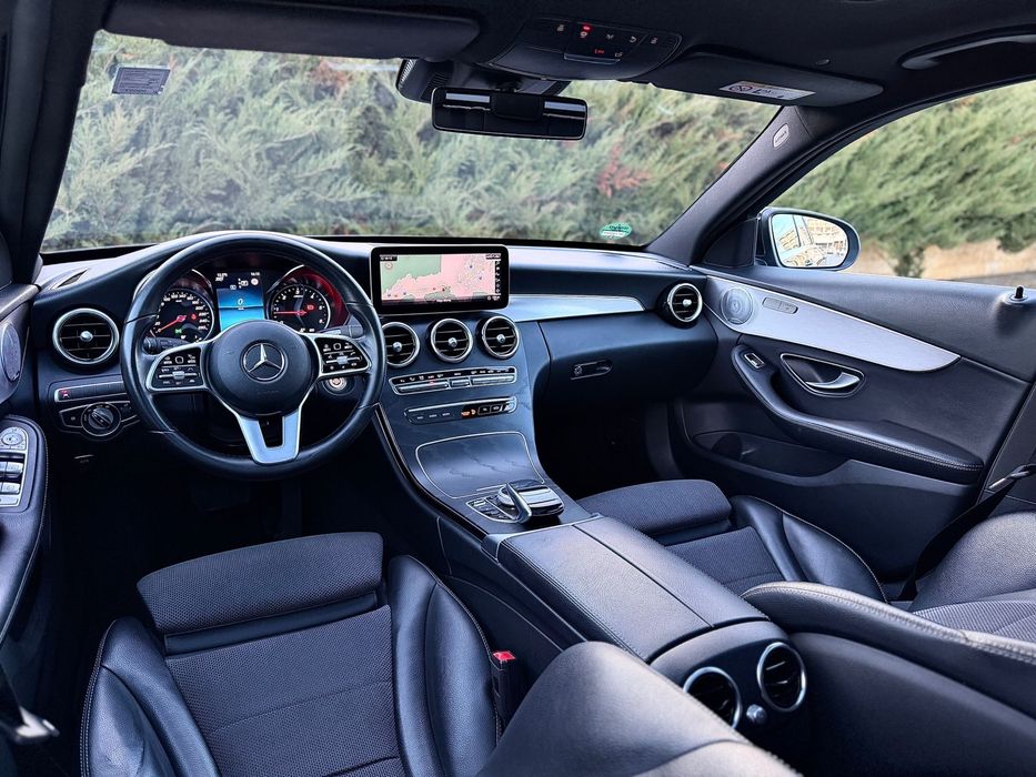 Mercedes Benz C220 |Euro6|Pachet AMG|Panoramic|9G-Tronic|Bi-Led|Burmaster|Navi Mare|Full Istoric Mercedes|