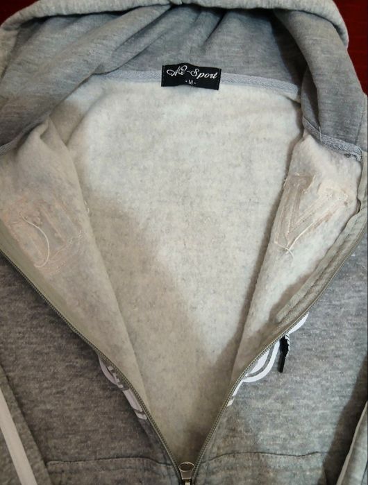 Из США женская спортивная кофта на молнии от  AQ-Sport