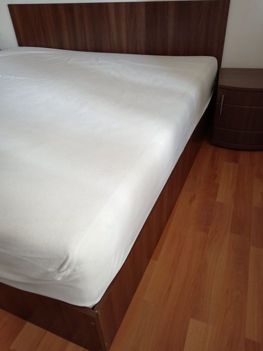 Pat 200x200 cadru+somiera Mobexpert+saltea