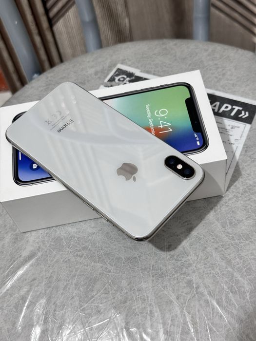 iPhone продается в идеальном состоянии