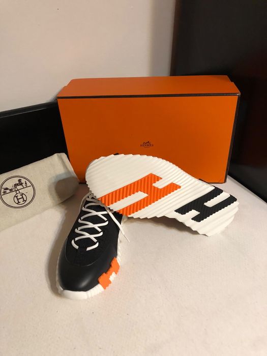 Adidasi Hermes , calitate premium , pe stoc , noi , 42