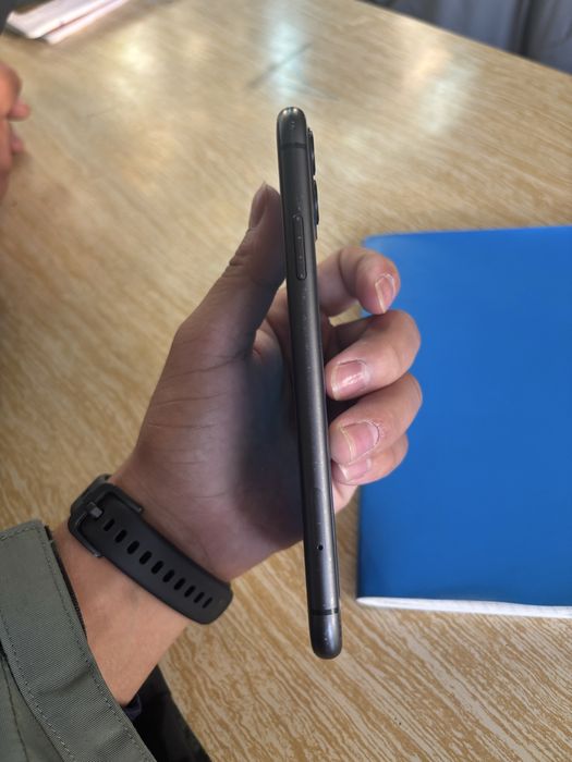 Iphone (aйфон) 11  128гб Без ремонт в идеале