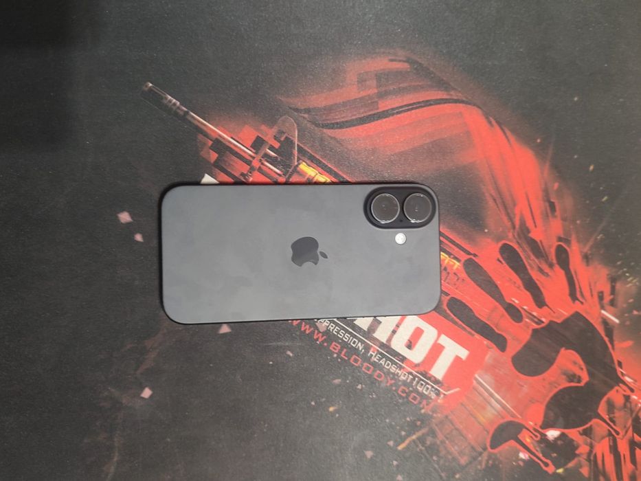 Iphone 16 128GB.