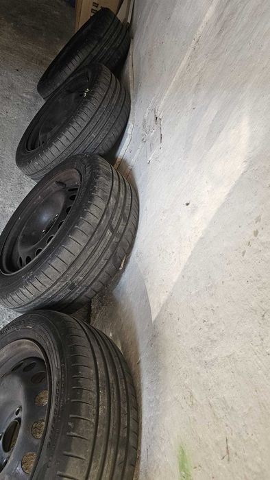 Cauciucuri vara 205/55 R16 + Jante de tabla