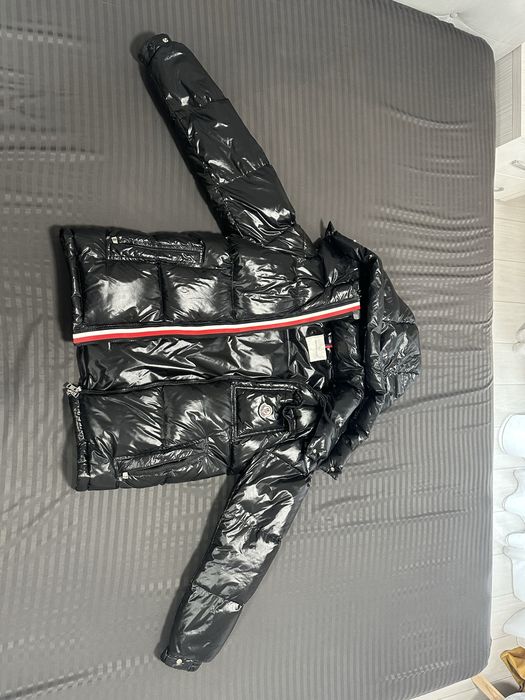 Geaca moncler montebeliard