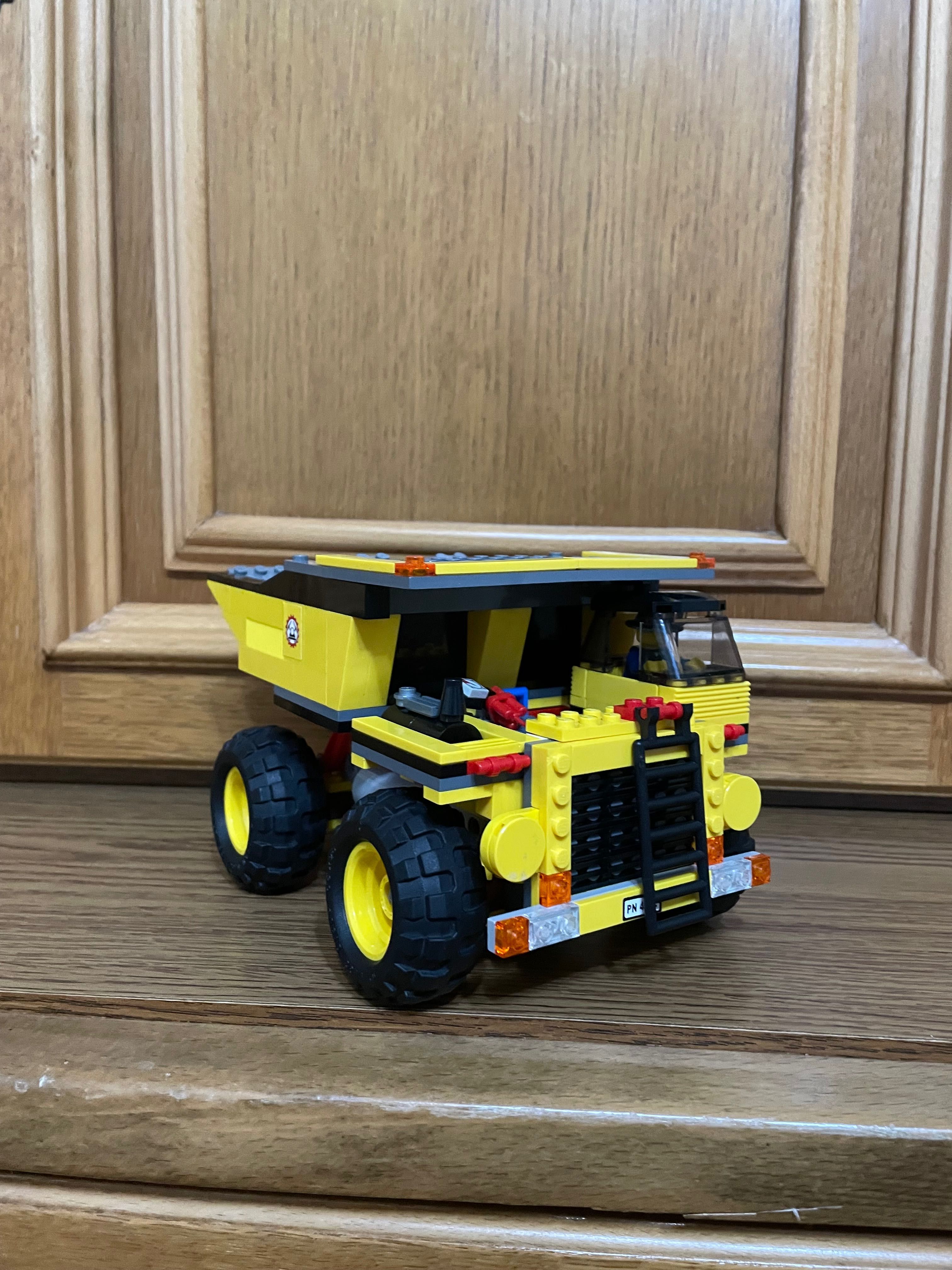 Lego city hot sale dump truck