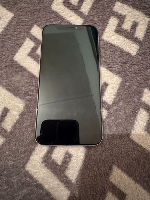 Продам айфон Х 64гб