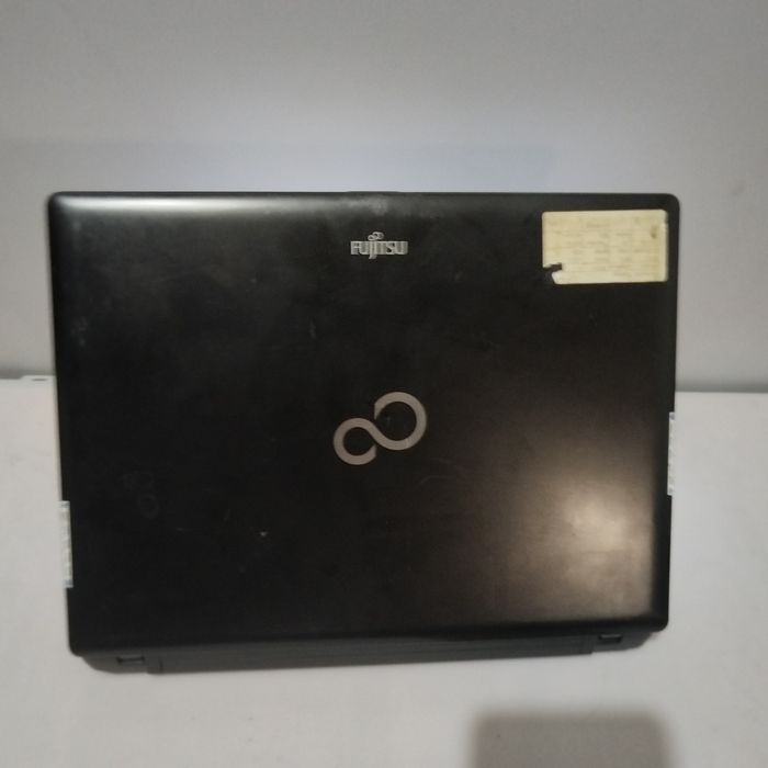 Продам ноутбук Fujitsu Core i 3