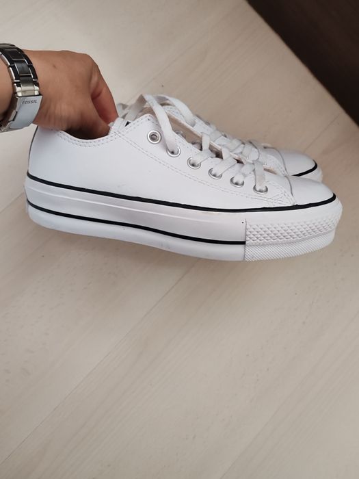 Нови кожени кецове Converse 37.5