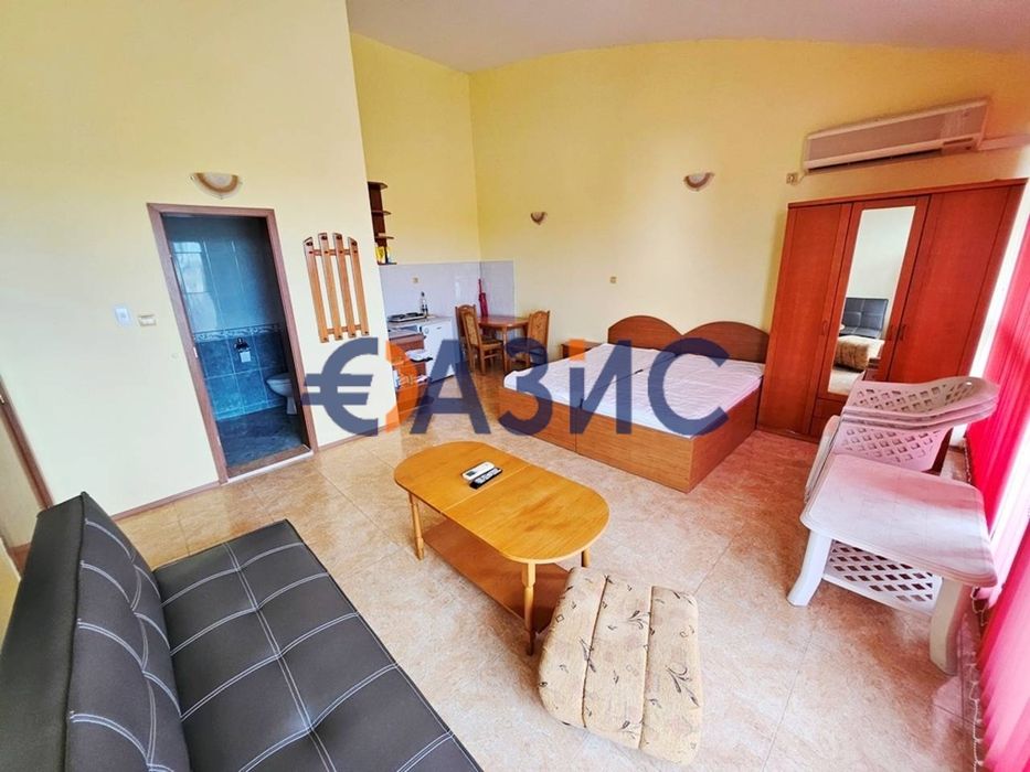 Продава се Едностаен апартамент в к.к. Слънчев бряг - 48 кв.м за 605 €/кв.м - Снимка #3