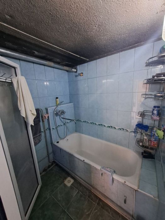 Самарканд дарвоза 2.5 сотихли файзли ховли сотилади 6 та хонасиям бор