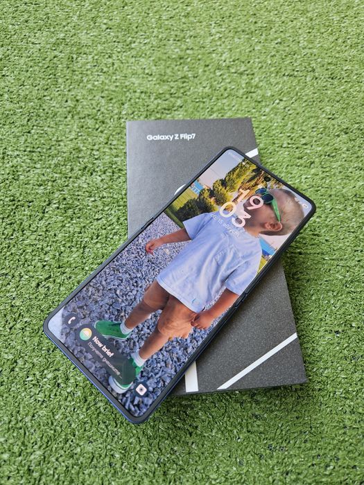 Samsung galaxy z flip 7 нов
