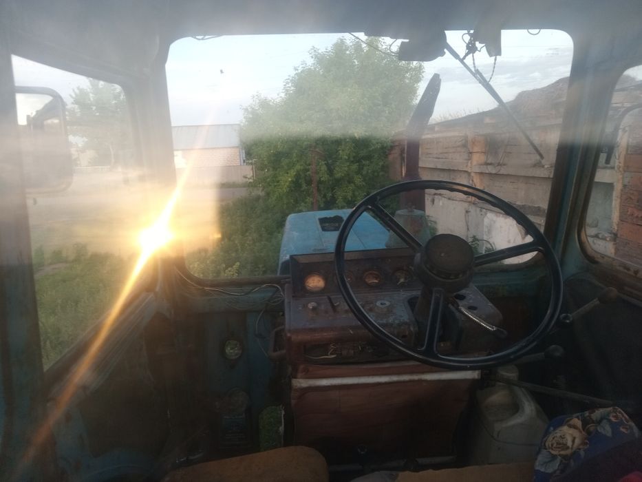 Мтз 80 на  активном ходу