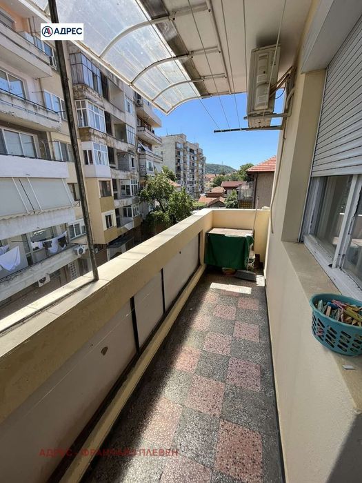 Продава се Тристаен апартамент в Ловеч, Център - 101 кв.м за 1139 €/кв.м - Снимка #8