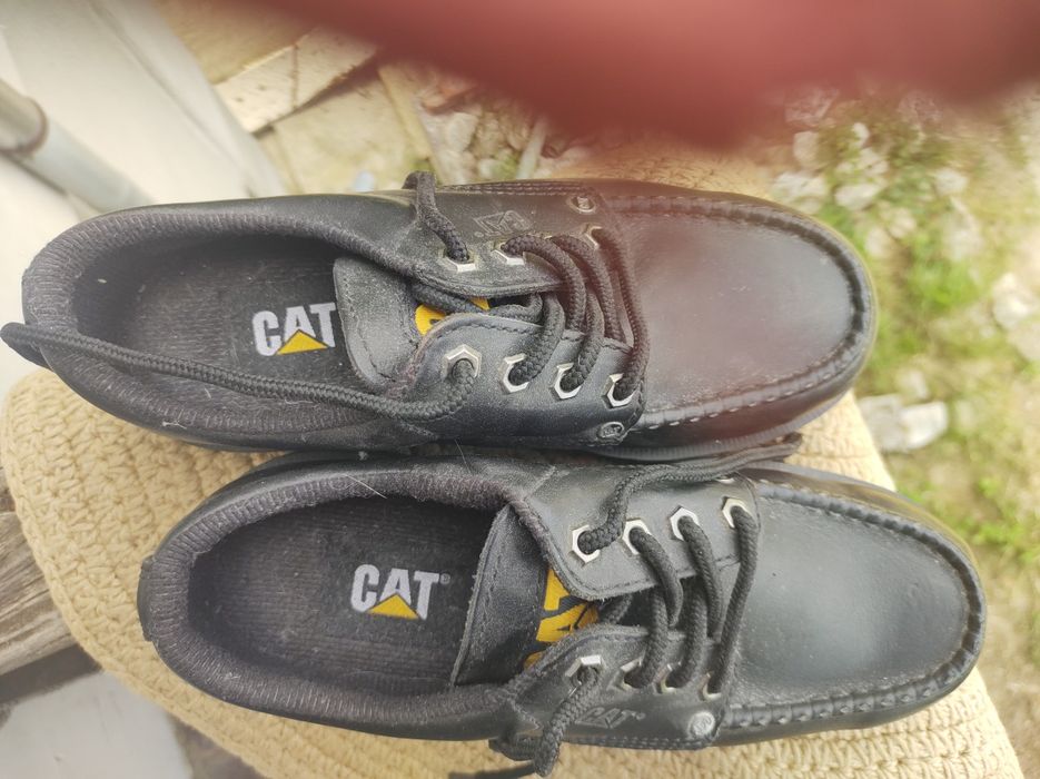 Кожени обувки Cat