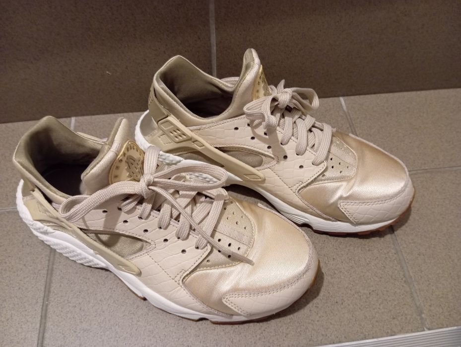 Adidași Nike  Huarache ,mărimea 39