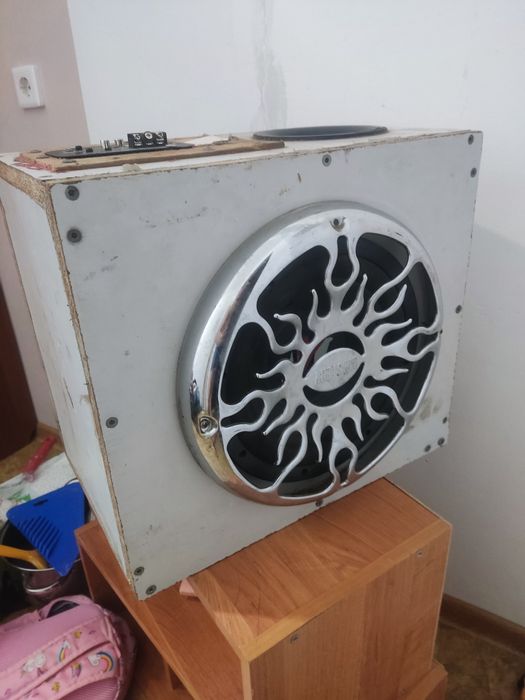 Сабвуфер отличный