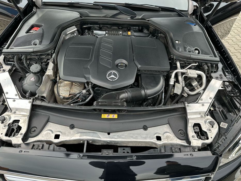 Mercedes advangard E 220 /2018