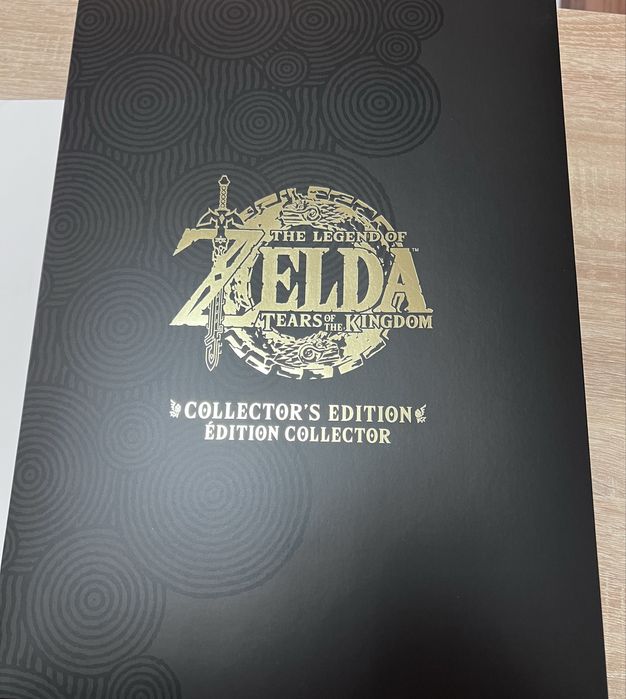 Nintendo Switch OLED. Zelda Edition