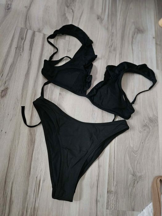 Бански Guess и други