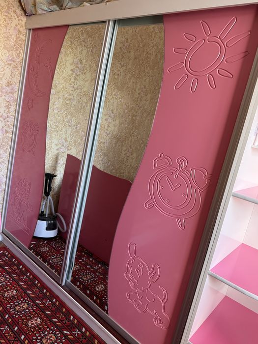 Спальный гарнитур