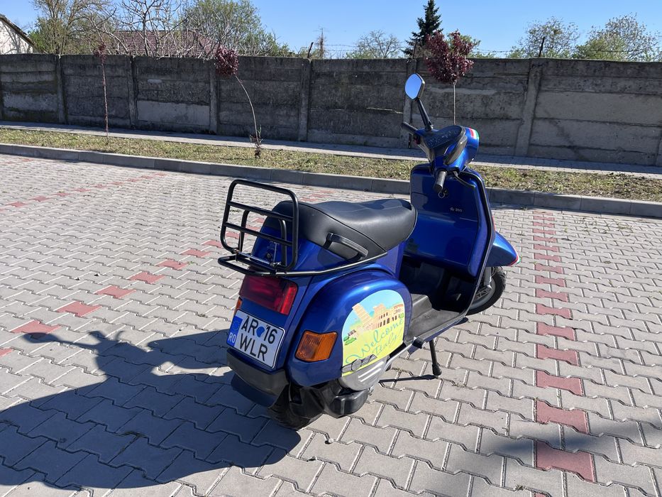 Scuter Piaggio Vespa Cosa 200