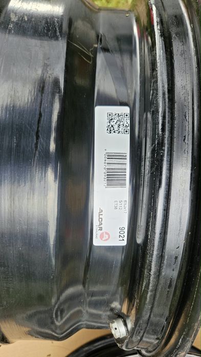 Jante de tabla 15” cu capace WAG