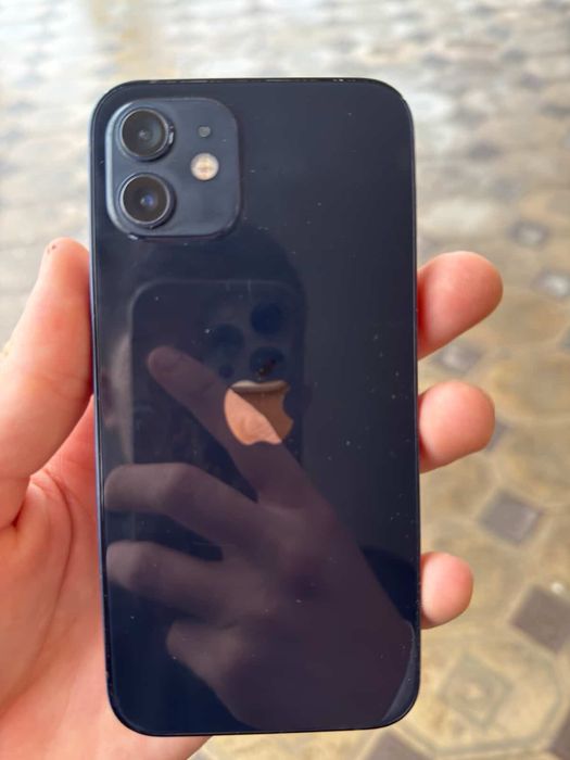Iphone 12 sotiladi