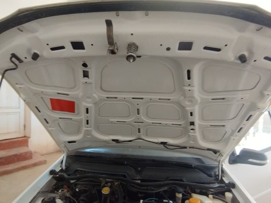 Машина сотилади нексия