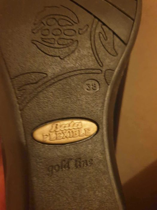 BATA pantofi balerini piele integral nr 38. Noi, made in Switzerland