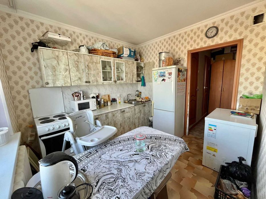 Продам двухкомнатную центр СРОЧНО